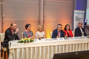 panelova-diskuze_dr-Fojtik-dr-Jansova-dr-Jandova-prof-Vlcek-Mgr-Voderkova-doc-Soukup